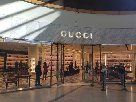 gucci store charlotte